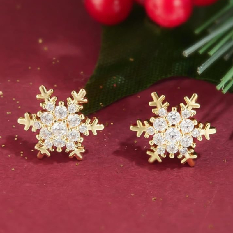 Exquisite Synthetic Zirconia Snowflake Stud Earrings
