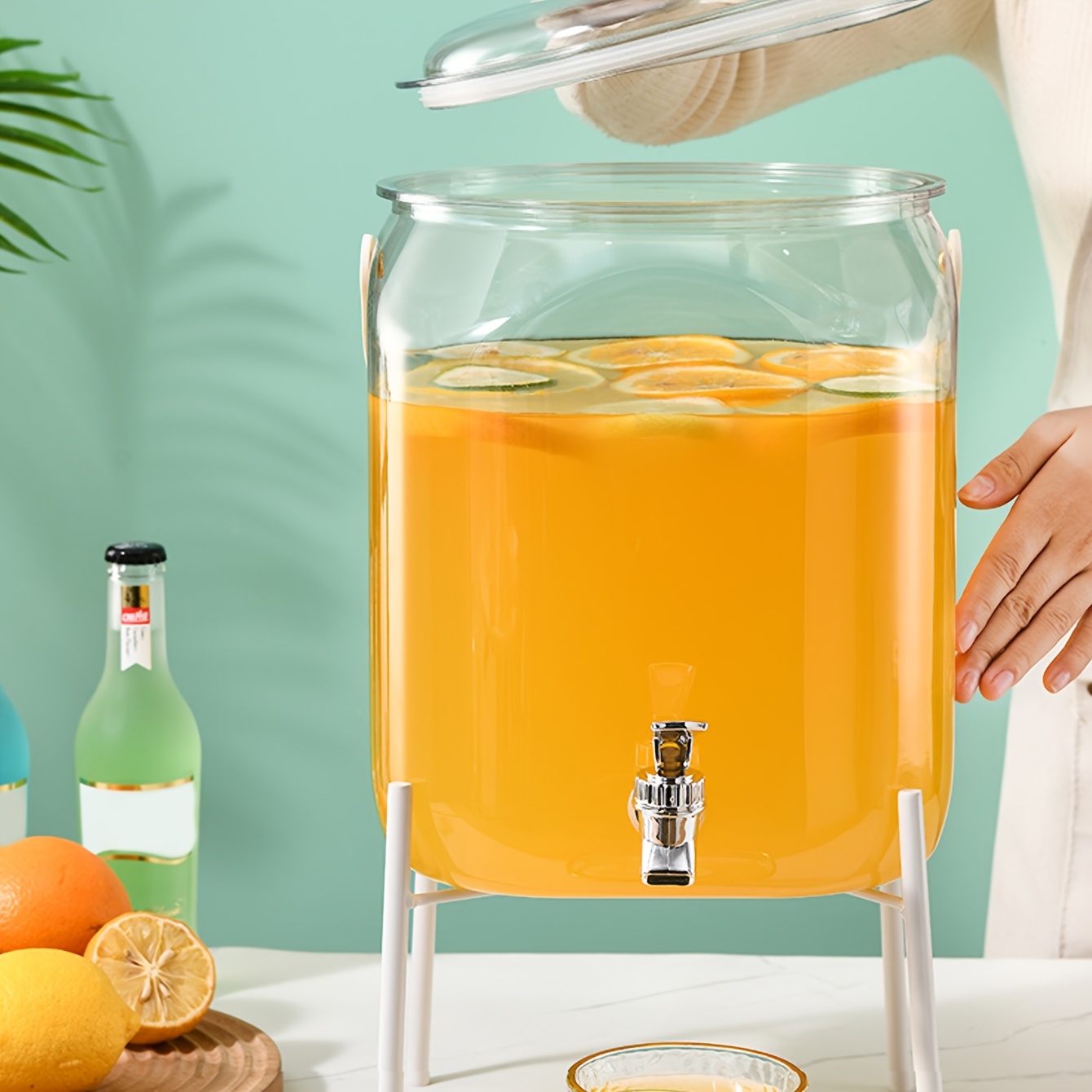 1pc summer household large capacity beverage bucket with a faucet for convenient water output     in the refrigerator for refrigeration and can hold   juice and cold water suitable for family   and parties