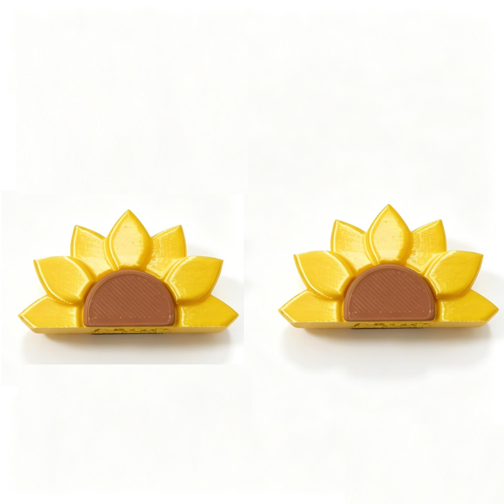 TEMU 2pcs Flower Photo Holder Set, Floral Shape Photo Stand Desktop Card Note Clip Display Rack, Cute Desk Decor Ornament For Office Bedroom, Perfect