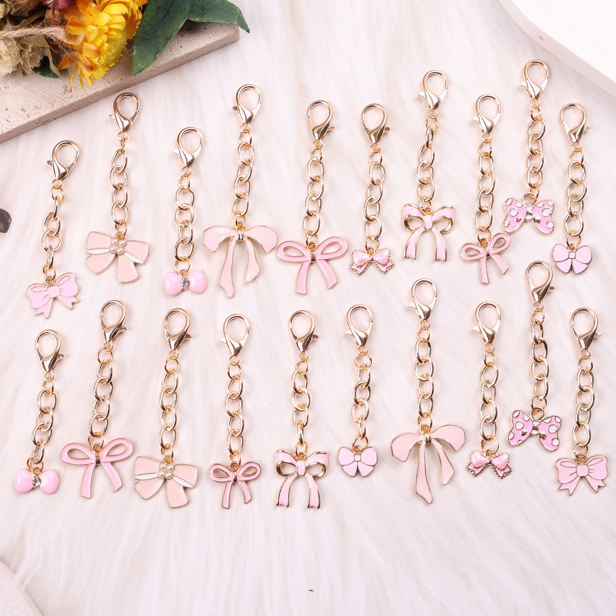 E-shop 10 Stück, 20 Stück Schleifenknöpfe Schlüsselanhänger, modische dekorative Accessoires für Herren und Damen, für Handtaschen, Münzfächer und