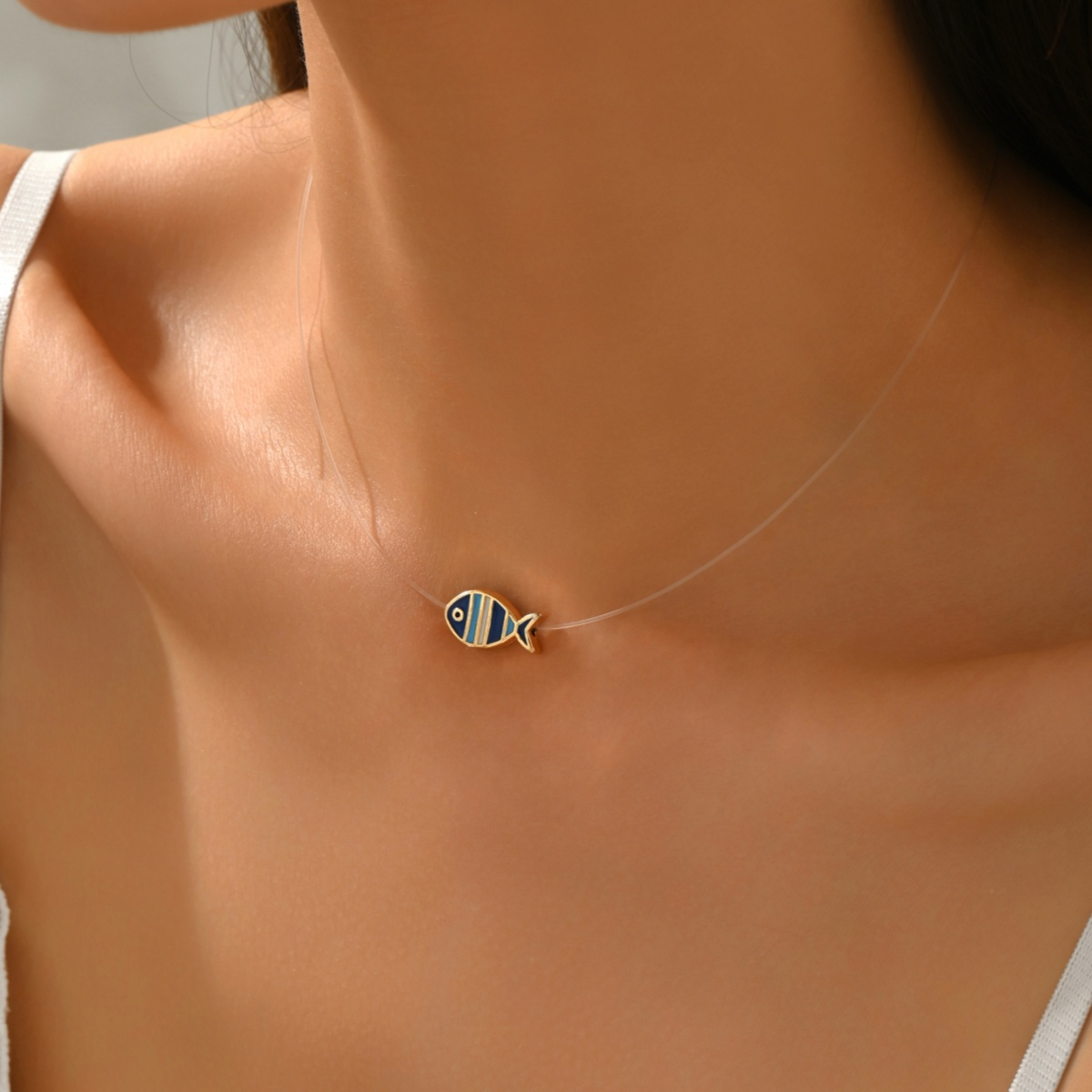 TEMU Un collar elegante y versátil con línea de pesca invisible a rayas y de aceite , adecuado para mujeres y para uso diario, vacaciones y compras