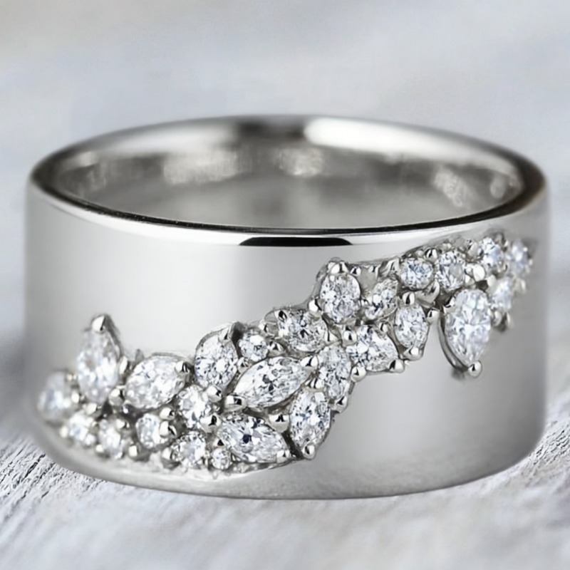 Women's Silvery Wide Face Plant Leaf Pattern Ring, Unique Design
