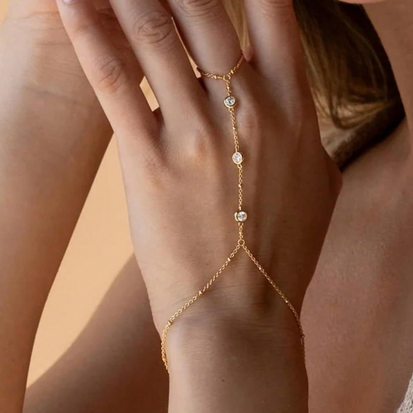 Image of 1pc Steel Finger Bracelet, Stainless Steel Jewelry, Synthetic Zirconia Finger Bracelet, Women's Jewelry, Suitable For Daily Wear, Elegant Versatile Bohemian Style, Gift For