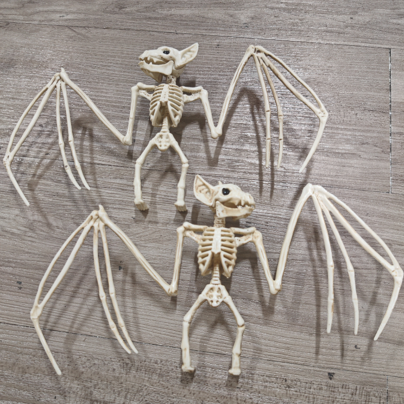 Image of 2pcs Realistic Bat Skeleton Halloween Decorations, Bat Figurines Bat Skeletonspooky , Graveyard, Yard, Wall, Window Hanging Ornament, For Halloween Photo Booth Props