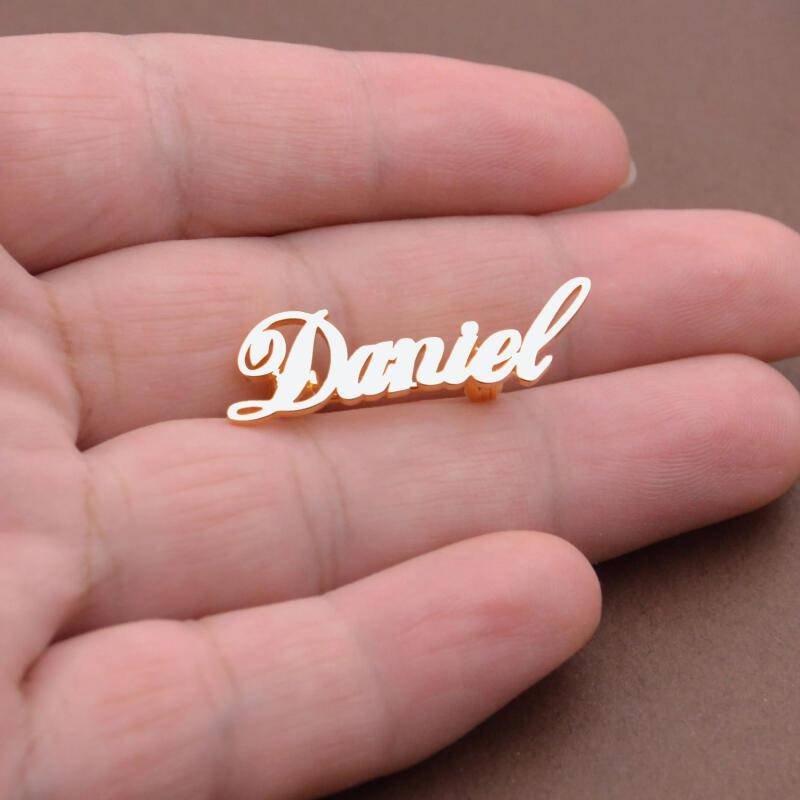 TEMU 1 broche con personalizado - Pin dorada de acero inoxidable personalizado, elegante fuente , para damas de honor, y regalos de Navidad