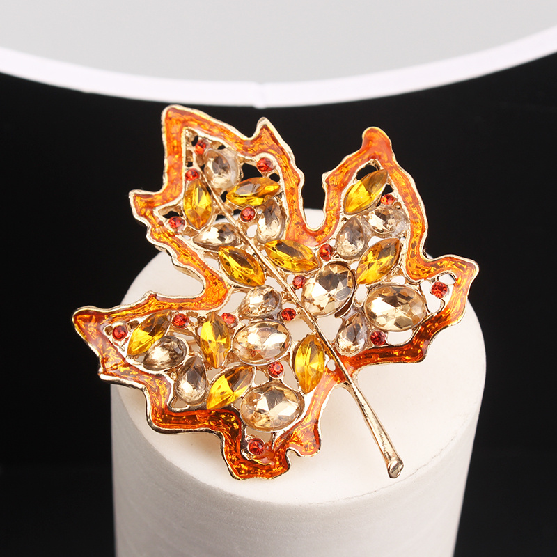 1pc vintage maple leaf brooch pin   encrusted irregular shaped creative personality accessory for women details 0