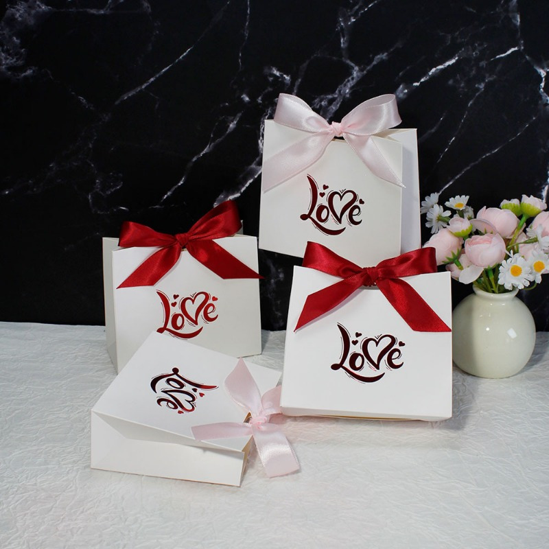 

10pcs Elegant Love Gift Boxes With Ribbons, Red & Pink Paper Candy Boxes For Valentine's Day, Weddings, Engagements, Party Favors