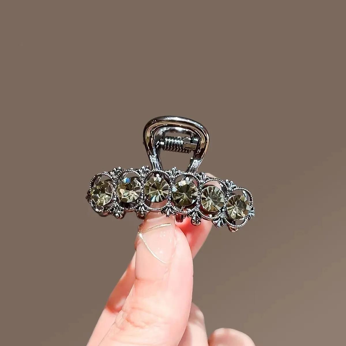 TEMU Temperament Rhinestone Geometric Small Hair Claw Black Color Simple Back Of Head Half-tied Hair Clip Summer Women's Headdress
