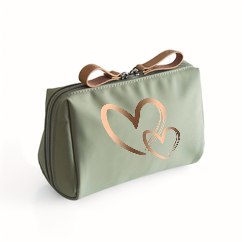 TEMU Borsa da trucco a forma di cuore , borsa da toilette portatile, organizer da viaggio per riporre oggetti di uso + tra