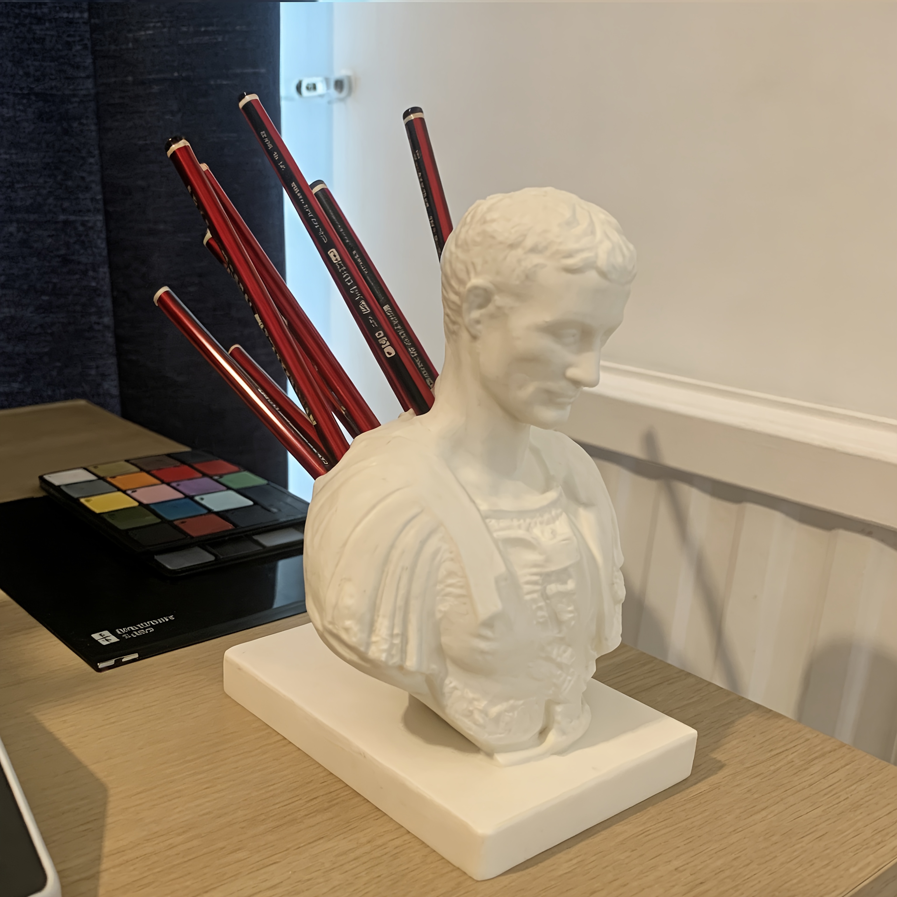 TEMU Serves As A Desktop Ornament And A Unique Desktop Storage Box, Making It A Creative Gift For Birthdays And Home Decoration