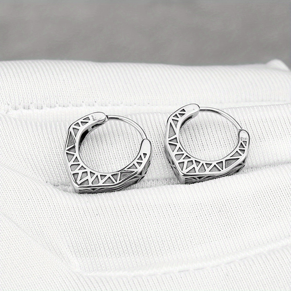 E-shop Minimalistische Vintage geometrische Creolen für Damen Herren, Edelstahl, Punk, Junge, Modeschmuck, Großhandel