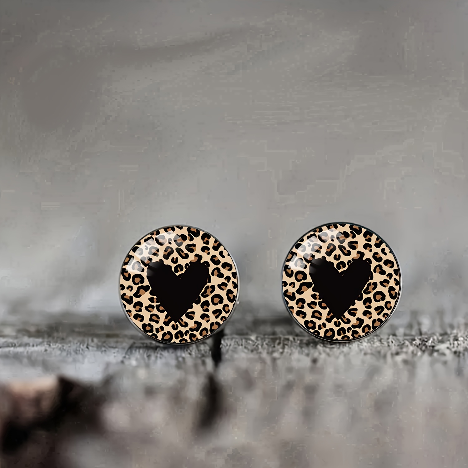 TEMU 1 Pair Women's Retro Leopard Print Heart Stud Earrings With Black Accent, No Plating, Wear For Daily & Special Occasions - Print, Casual &