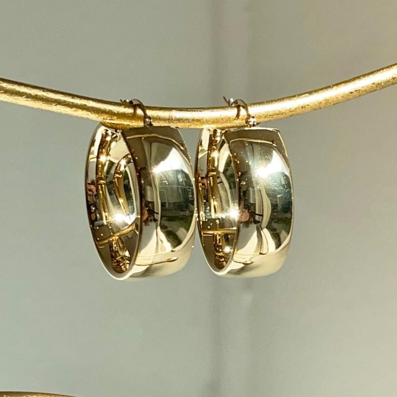 Vintage Copper Material Cuts Wide Shiny Surface Luminous Earrings For Women, Easy Bohemian Style Golden Hoop Earrings