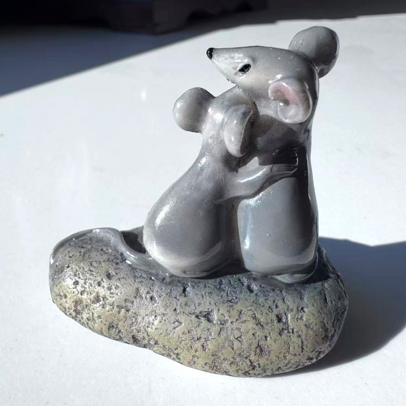 2 Mice Hugging - Shaped Ornament. It Shows 2 Mice Snuggling With . Is Full Of And Intimacy, A Warm Small Scene, And The Material Has A Smooth Texture. On Desktops And