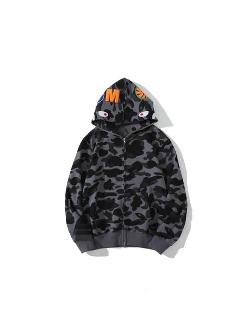 classic streetwear camo hoodie loose fit with multi print friendly fabric full zip closure design casual and versatile for daily wear suitable for street style campus casual and light sports