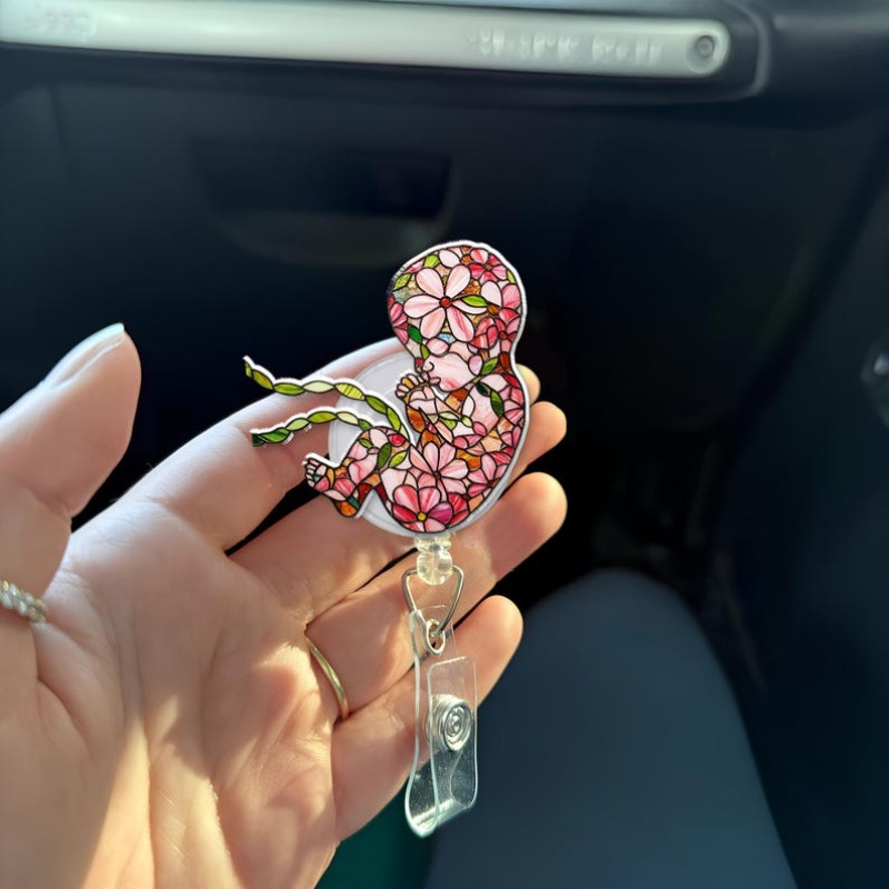 TEMU 2D-stijl enkel onderdeel bloemenfoetus-badge-rol, accessoire voor verloskundig verpleegkundige, cadeau voor verpleegkundige op de verloskamer,