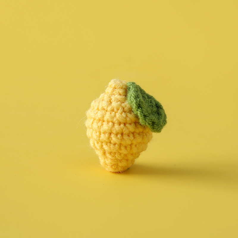 1 Pack Hand-crocheted Fruit Decorative Ornaments, Orange Lemon Strawberry Keychain Pendant, Fruit Decorative Accessories, Gifts, Party Atmosphere Decoration, Photo Props