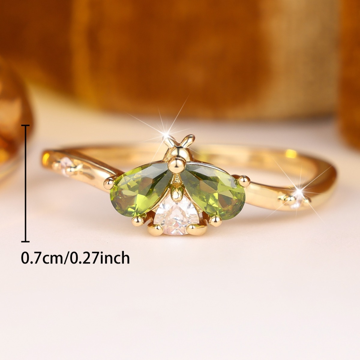Men's Minimalist Dragonfly Design Ring with Olive Green Synthetic Zirconia