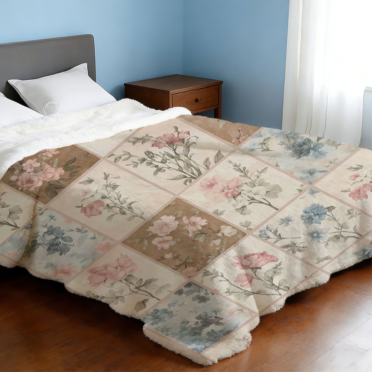 1 manta suave con diseño floral patchwork que presenta un diseño pastel en tonos de rosa, azul, beige, marrón, blanco y verde. Ideal para todas las estaciones, esta manta ligera y de fácil cuidado es perfecta para tu cama, sofá o sala de estar