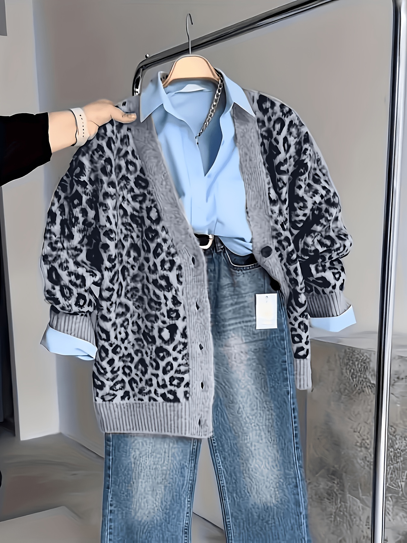 2026 New Sweater Cardigan Street Style Leopard Print Cardigan Coat for Autumn And Winter Single-Breasted V-Neck Loose Sweater for Women