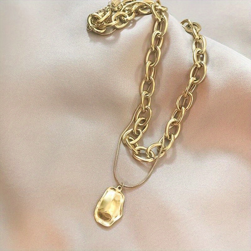 Hip-Hop Retro Classic Double-Layer Nested Golden Pendant Necklace