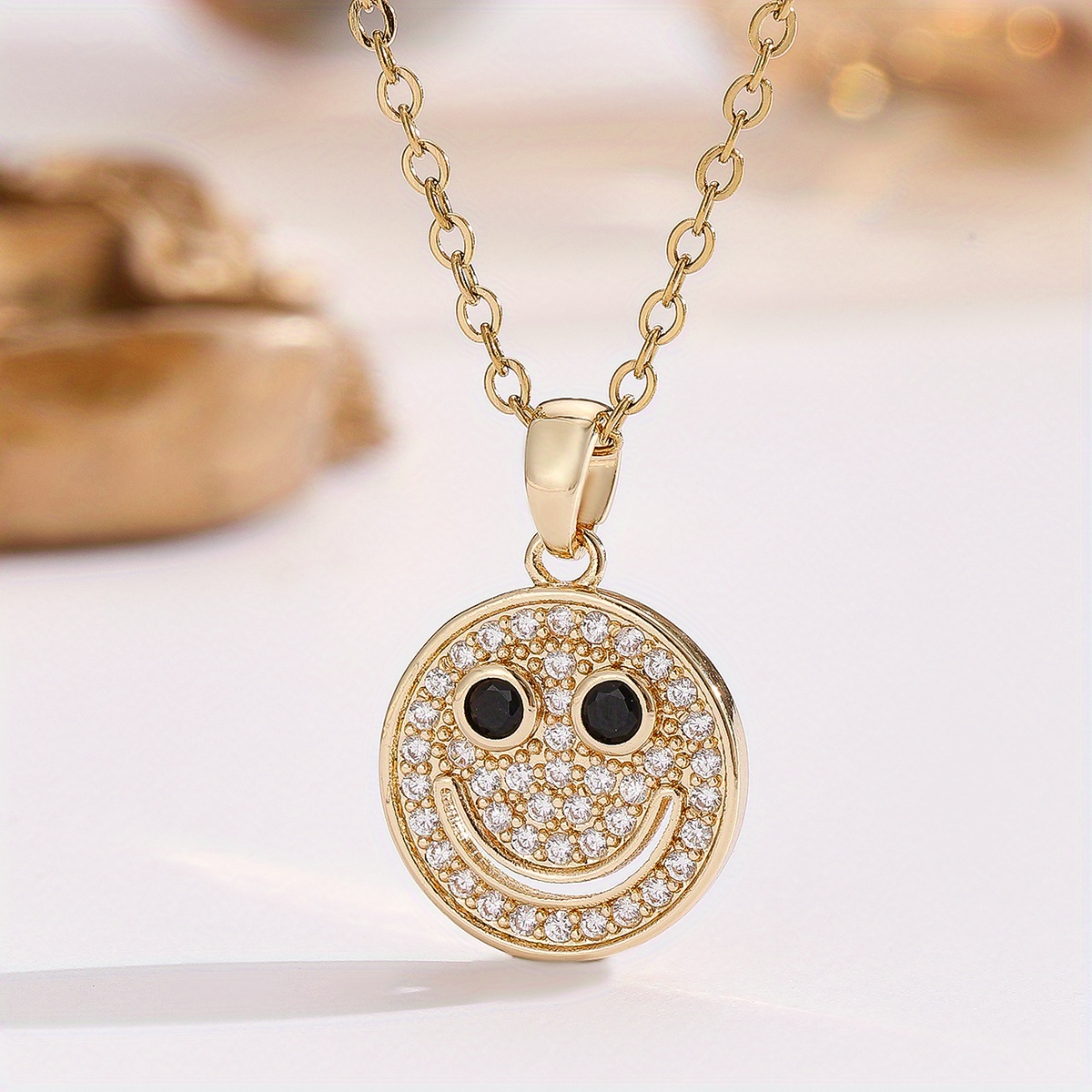 TEMU 1pc Simple Face Necklace Light Luxury Personality Ladies Fashion Accessories Birthday Party Wear