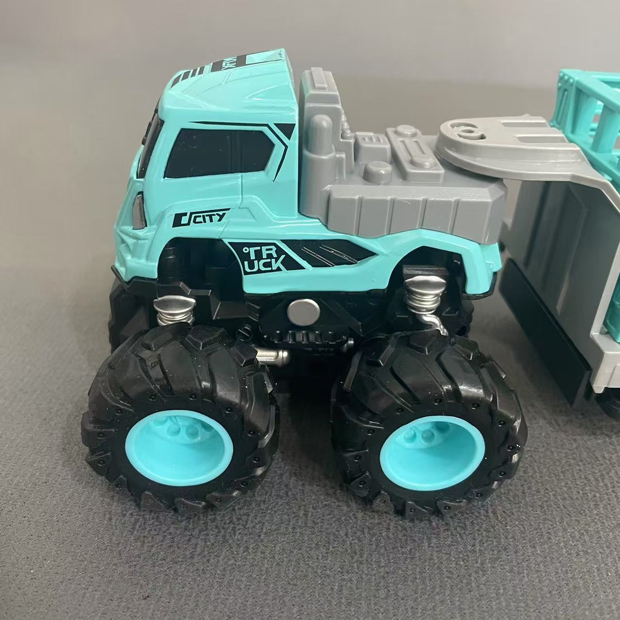 Eight-Wheel Heavy Duty Truck Toy with Alloy Front Pull Trailer Cargo Truck Push Forward