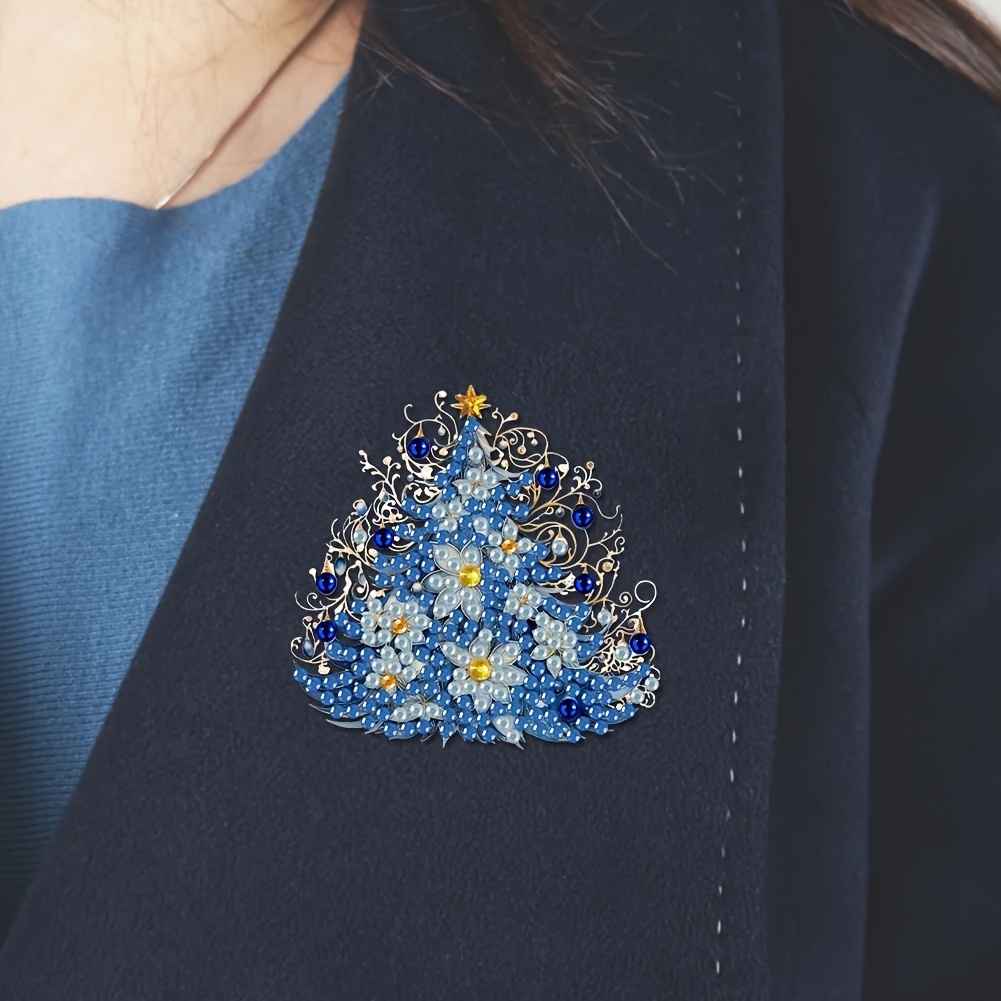 Christmas Tree Theme Crystal Diamond Painting Brooch Set