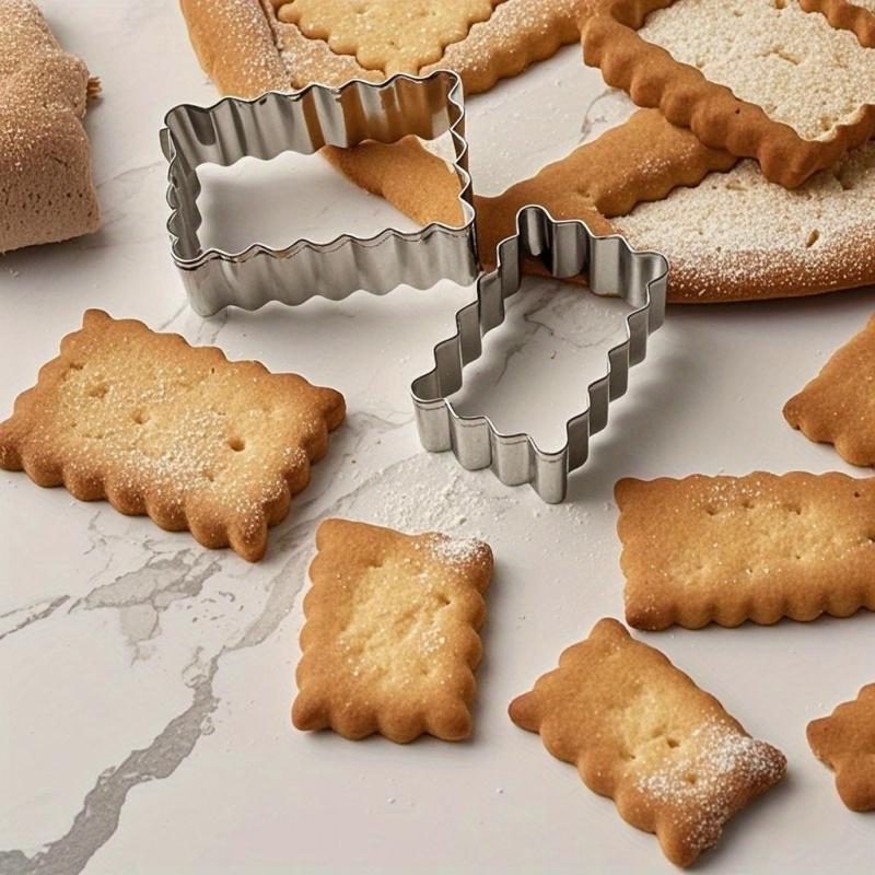 6pcs Stainless Steel Cookie Cutter Set with Rectangular and Square Shapes in Three Sizes, Fu Character Design with Double-Sided Serrated  , Baking Tools