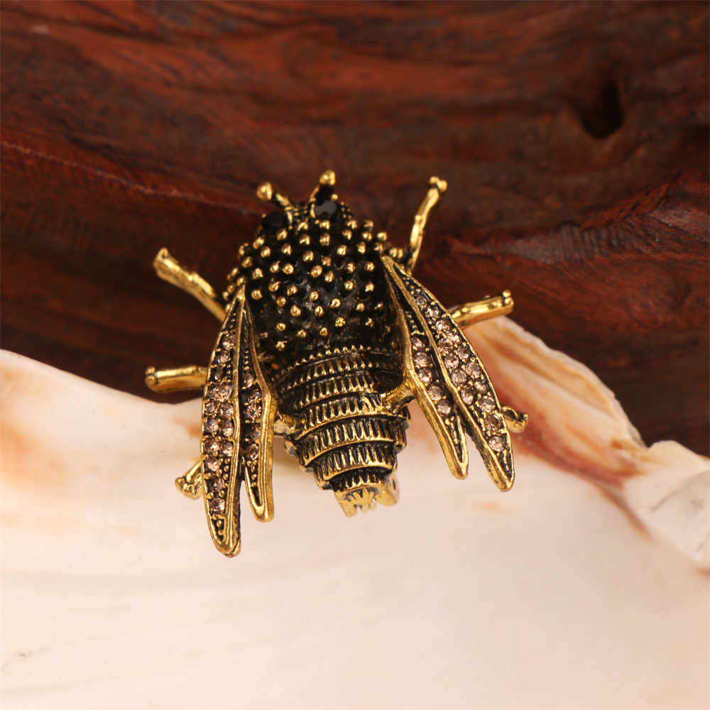Baroque Luxury Bee Insect Design Brooch Pins