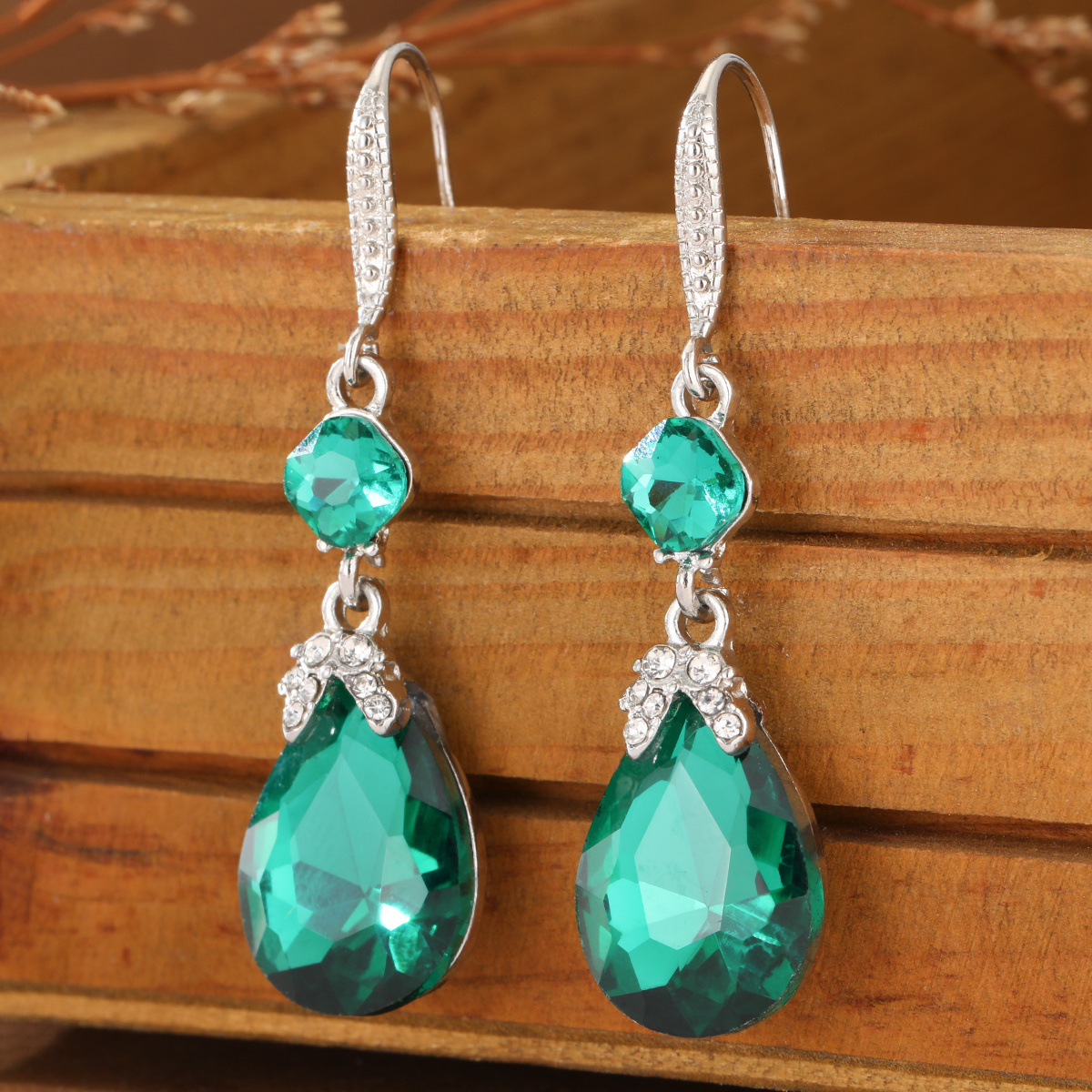 TEMU Boucles d'oreilles longues pendantes pour femme à double couche de style français vintage avec bordure verte et synthétique, accessoires