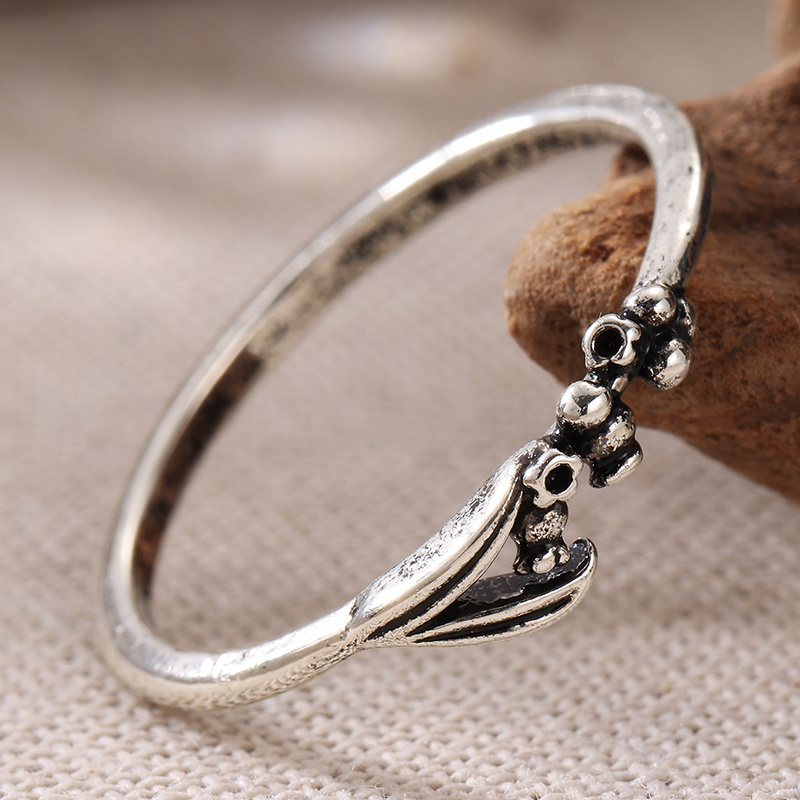 Women's Vintage Ringed Orchid Flower Fine Ring, Versatile Accessory