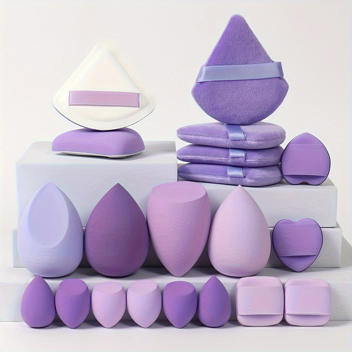 20pcs Makeup Sponge Set, Including 2 Cushion , 4 , 4 Makeup Sponges, 6 Mini Makeup Sponges, And 4 Mini Cushion . Beauty Sponges Are Ideal For Blending Bb Cream, Liquid Foundation, And Concealer. Are