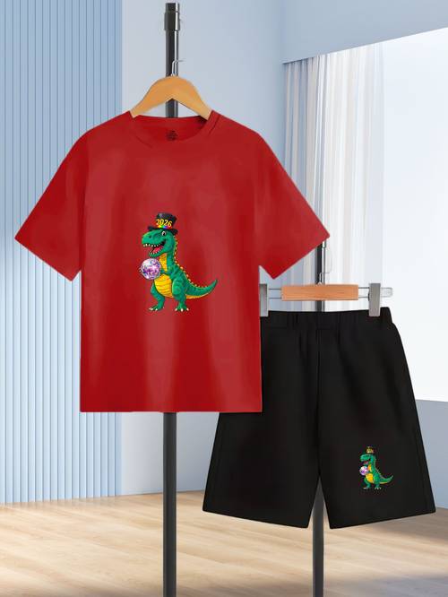conjunto de camiseta para niño, diseño de dinosaurio de dibujos animados 2026, y verde, sombrero negro, cinturón de , camiseta con forma de , para exteriores