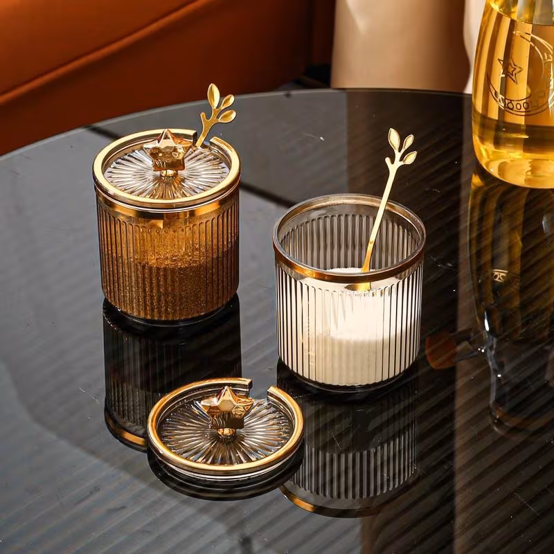 1pc plastic household restaurant living room kitchen storage jar spice container food storage jar seasoning jar spice bottle salt jar pepper and msg jar kitchen supplies kitchen accessories sealed jar kitchen freshness preserving sealed jar for salt sugar essence chili powder suitable for outdoor wedding party gift birthday details 3