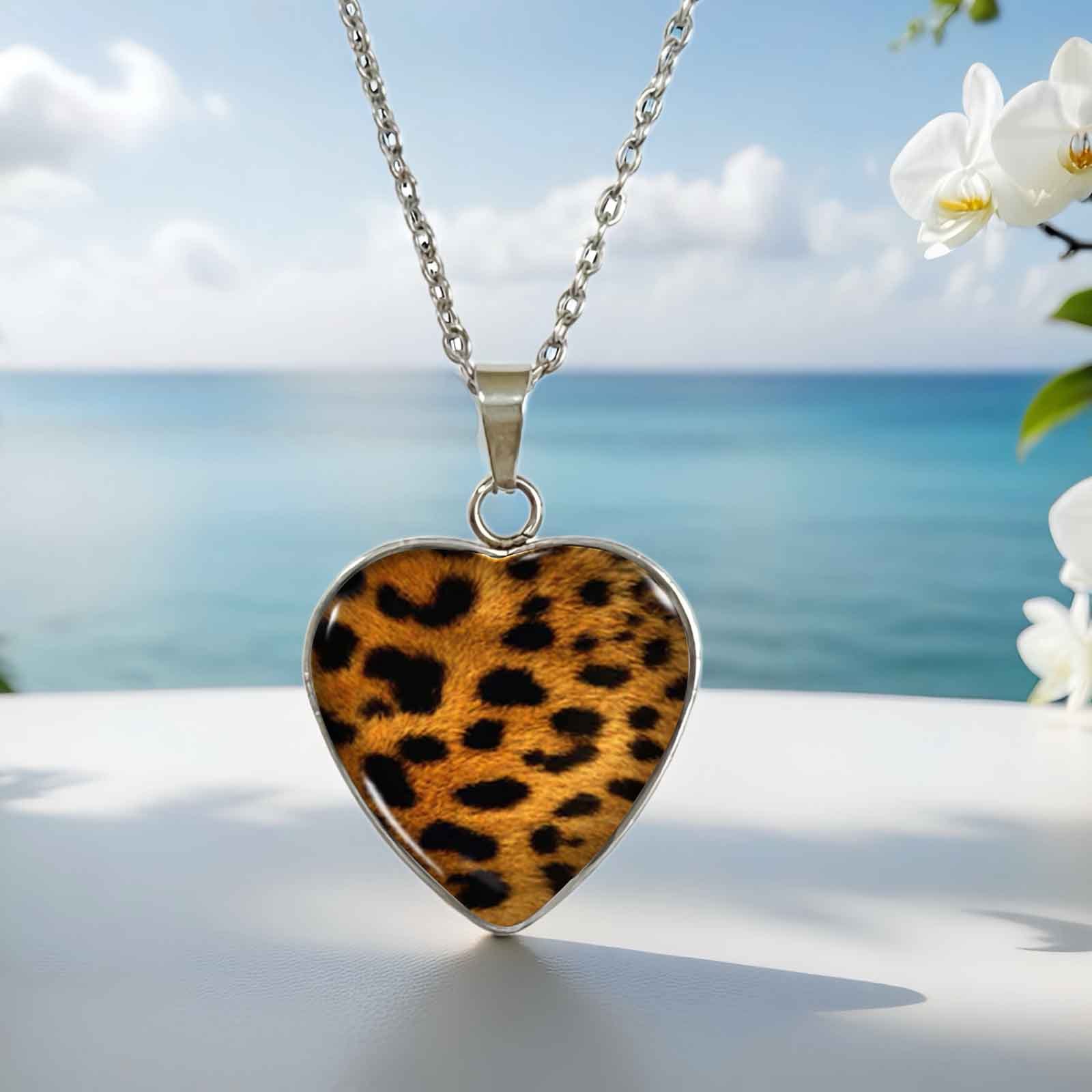 Image of 1pc Heart Pendant, Animal Print Design, Fashion Jewelry