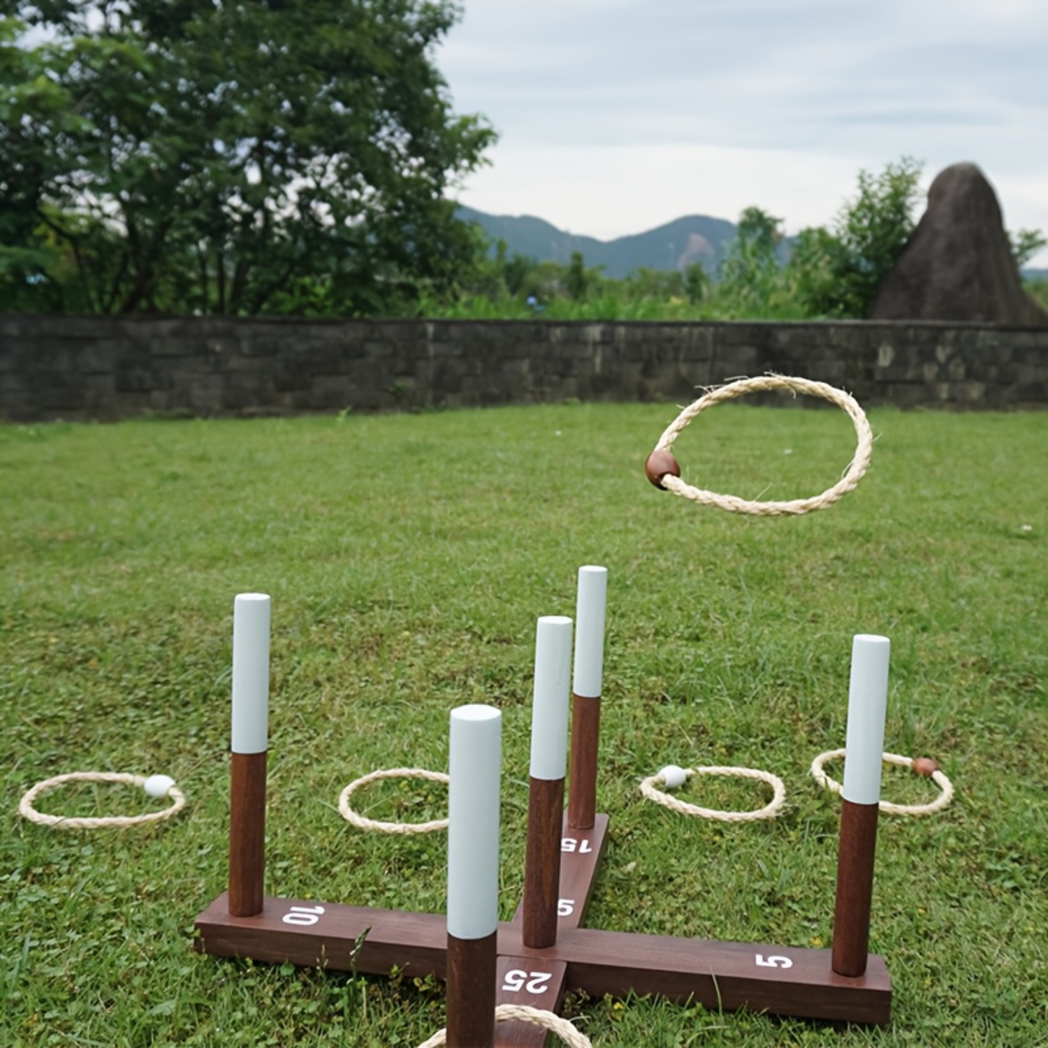 Ring Toss Set with Wide Grip Base and Rope Rings