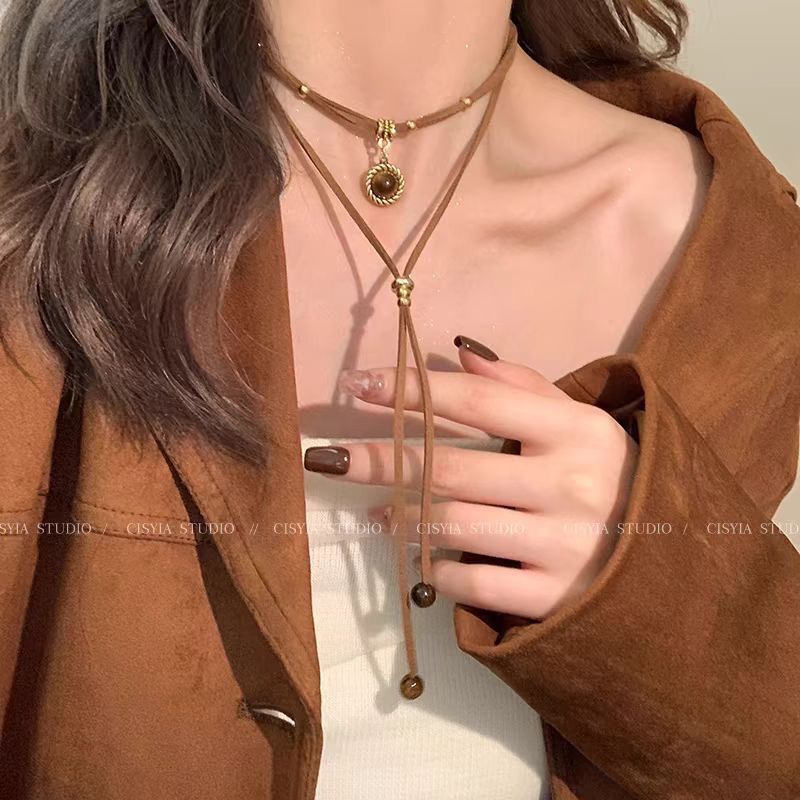 TEMU Collier pour femme avec cordon et pendentif rond minimaliste, chaîne clavicule vintage empilable, collier élégant et polyvalent pour femme