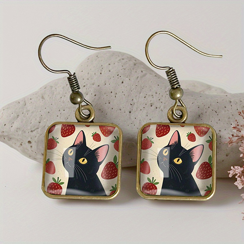 TEMU 1 par de aretes cuadrados colgantes de cristal retro con gato y fresa, joyería a , regalo