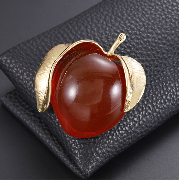 1pc elegant vintage style enamel peach brooch high end transparent fruit shaped pin fashionable simulation modeling badge for clothing and suits details 2