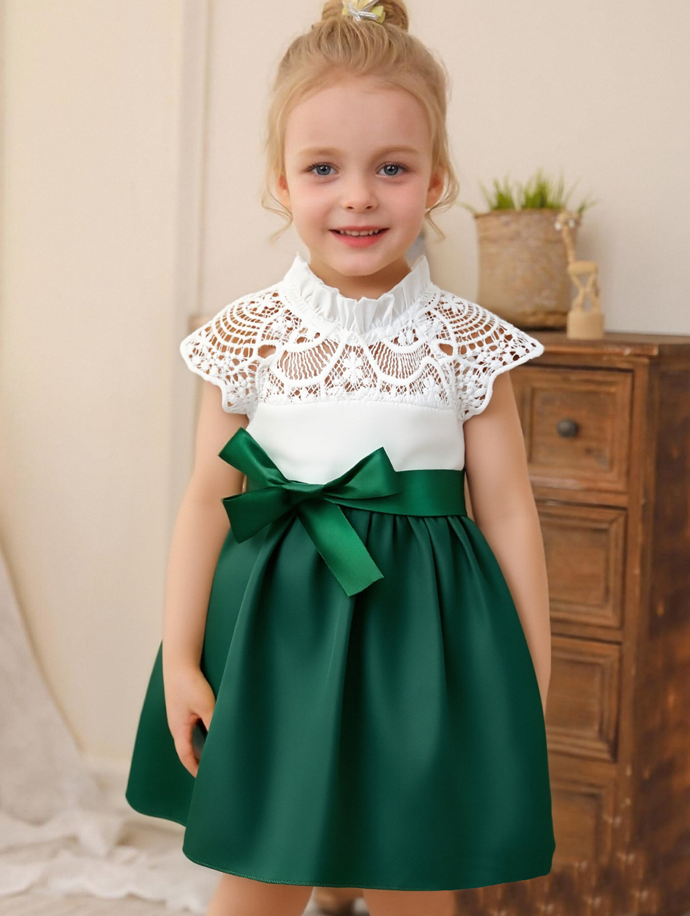 green emerald velvet dress Green Frock (6 months-3 years) – The Firstdate Clothing Store by Ranjani  Suresh