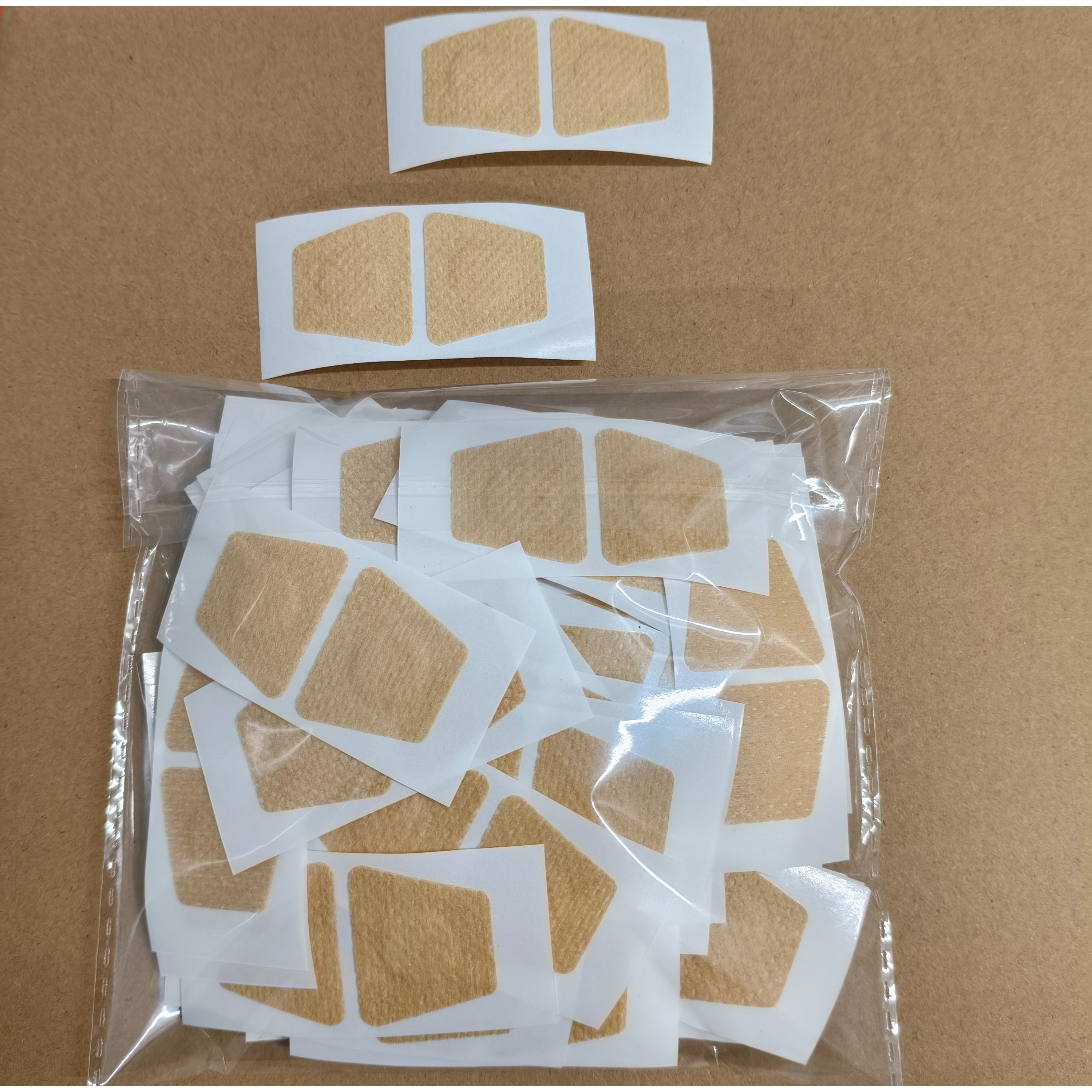 Image of 100pcs Anti-chafing Toe Stickers, Soft And Skin-friendly Gentle And Breathable, Suitable For Toenails— And Long-lasting, Featuring -fitting, Light Beige Patch With A Discreet, Seamless Design