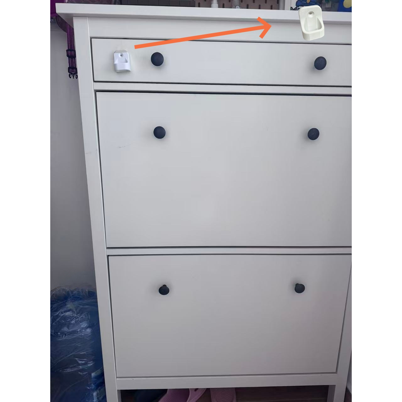 Image of Random Color Shoehorn Storage Hook. The Entryway Shoe Cabinet, Behind The Bathroom Door, In , Or At The Dormitory Bedside, Easily Fixed In , Keeping Shoehorns Easy Reach And Eliminating