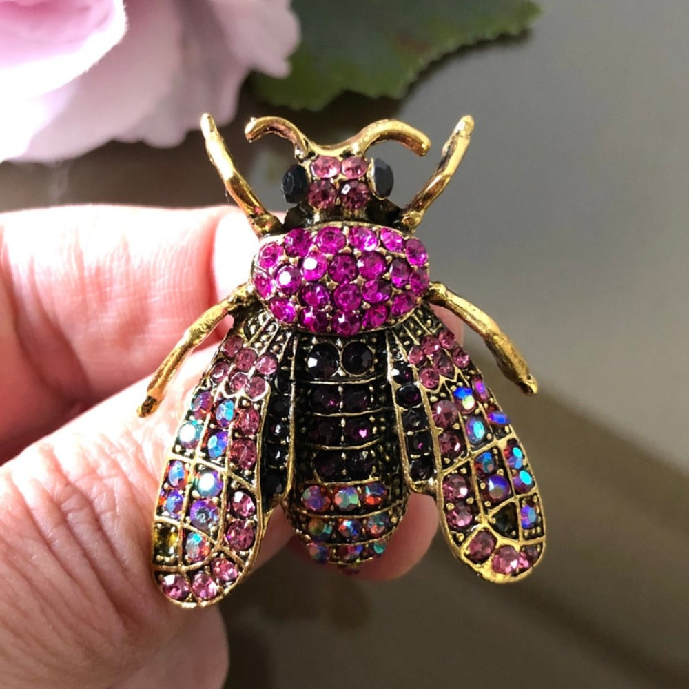 TEMU Oesdphs Bumble Bee Brooch Pin - Elegant Rhinestone Jewelry With Golden-tone Wings & , Luxury Insect Jewelry Gift For Women/men,