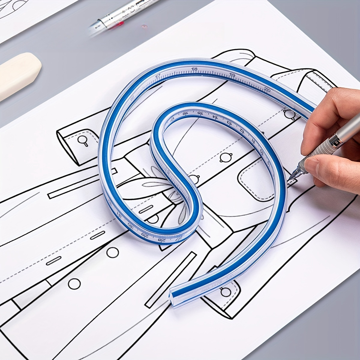 

Flexible Curve Ruler - Dual Metric & Imperial Measurements, Ideal For Comics & Architecture Designs