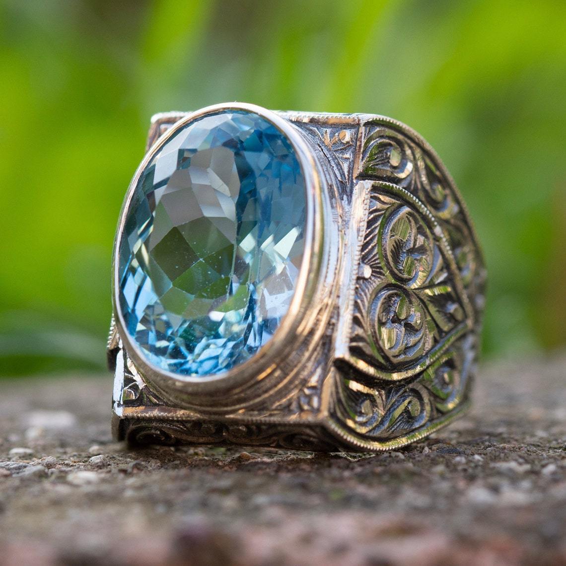 

1 Piece Turquoise Men's Ring Inlaid Men's Ornament Blue Gem Carved Ring