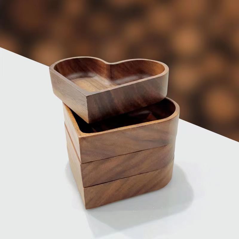 Heart-Shaped Candy Box | Wooden Stackable Candy Tray, Solid Wood Fruit Plate, Nut Tray, Creative Walnut Wood Tray