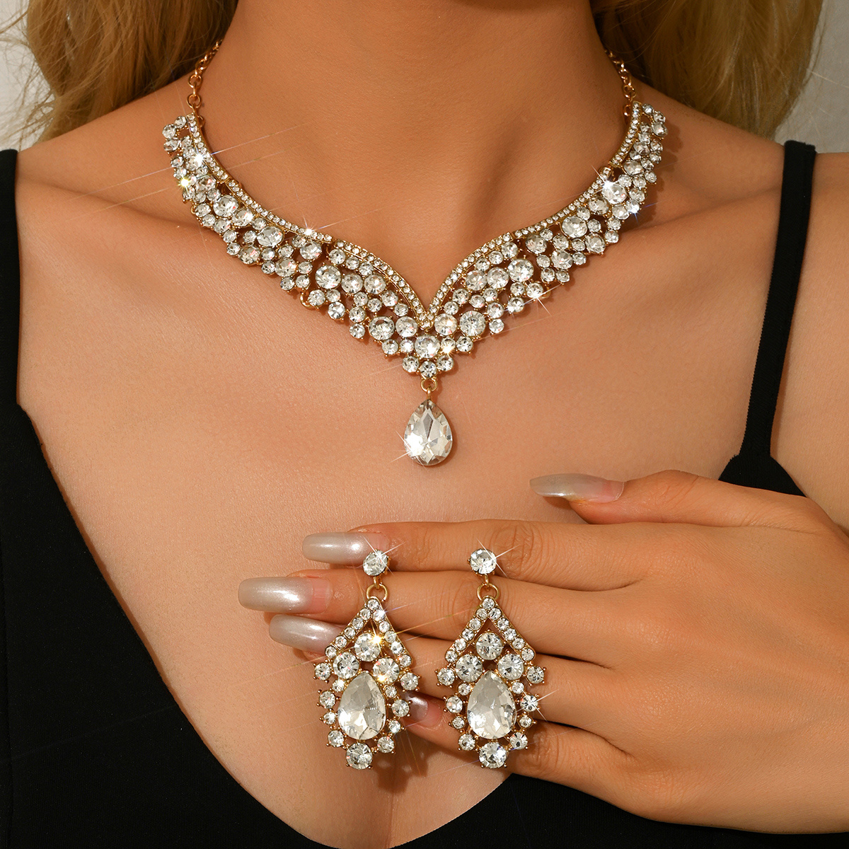 TEMU European And Luxury Short V-neck Necklace And Earrings Set, Banquet Party Teardrop Pendant 2pcs Jewelry Set