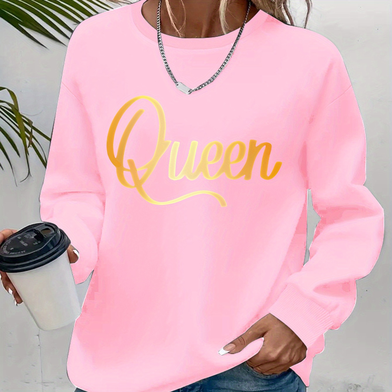 

Autumn , Cozy Fleece-lined 'queen' Letter Print Sweatshirt - Casual Crew Neck Pullover For Women, Fall & Winter