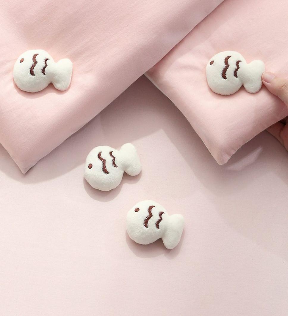 cartoon pink strawberry     hold the blanket in place preventing slipping essential for families during winter including comforters duvet covers and sheets details 1